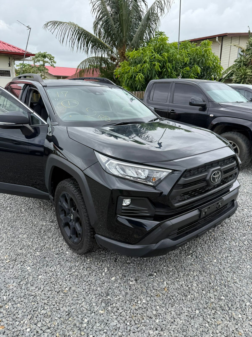 TOYOTA RAV4 OFF-ROAD ADVENTURE EDITION