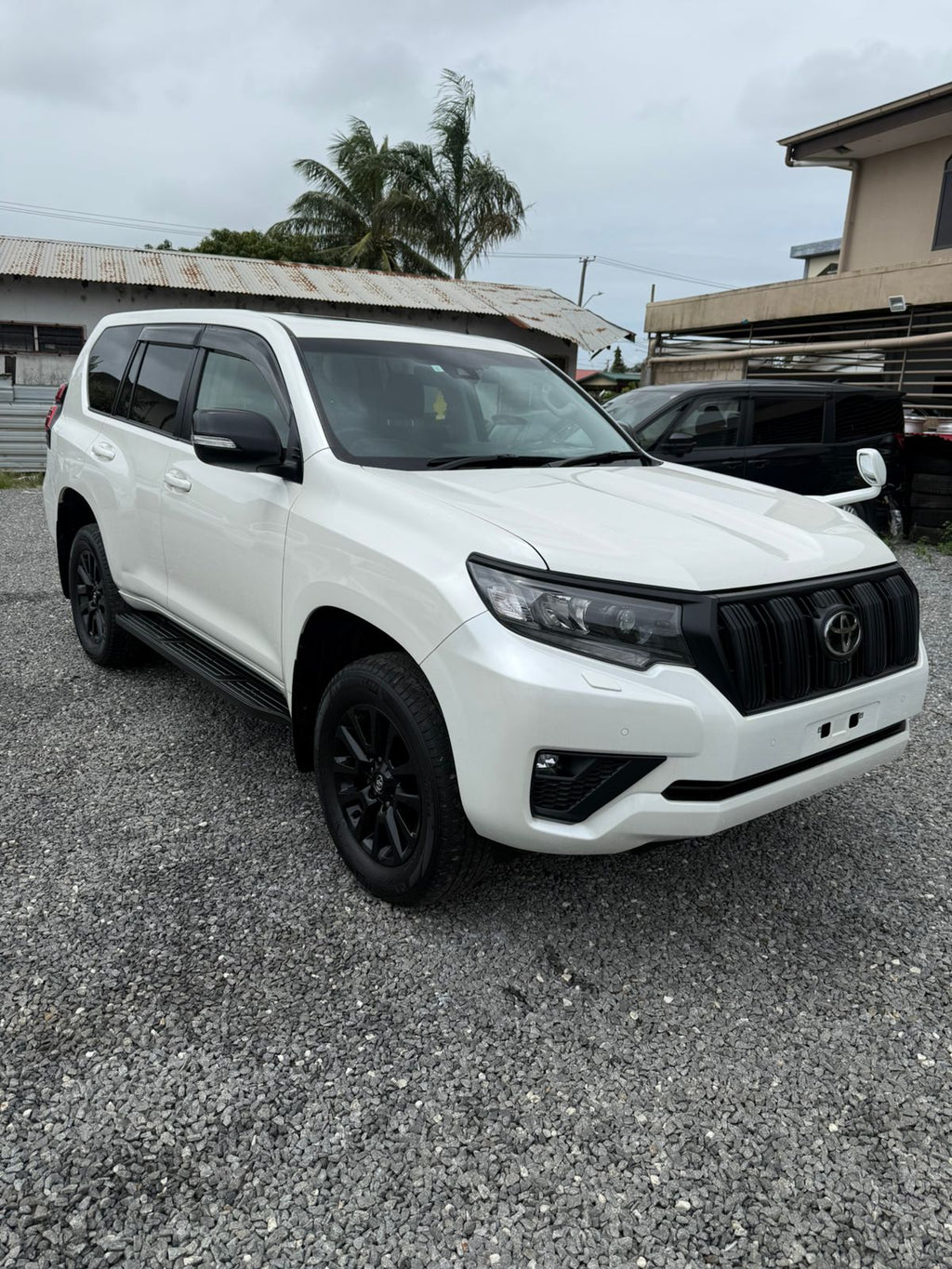 TOYOTA PRADO LAND CRUISER TXL MATT BLACK EDITION