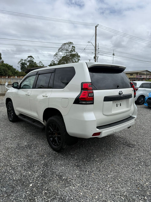 TOYOTA PRADO LAND CRUISER TXL MATT BLACK EDITION